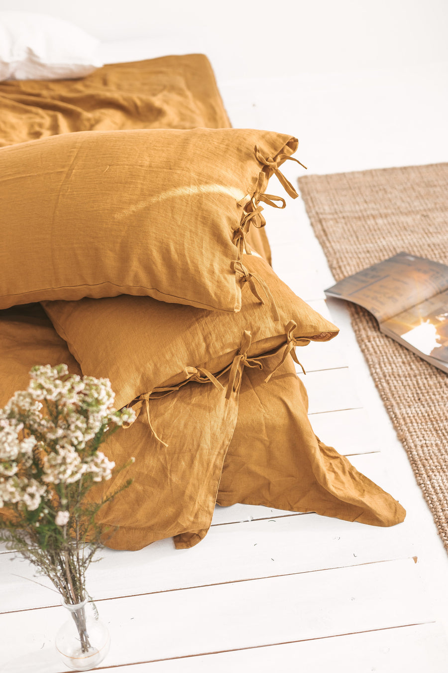 Set Of Amber Linen Duvet Cover And 2 Pillow Cases