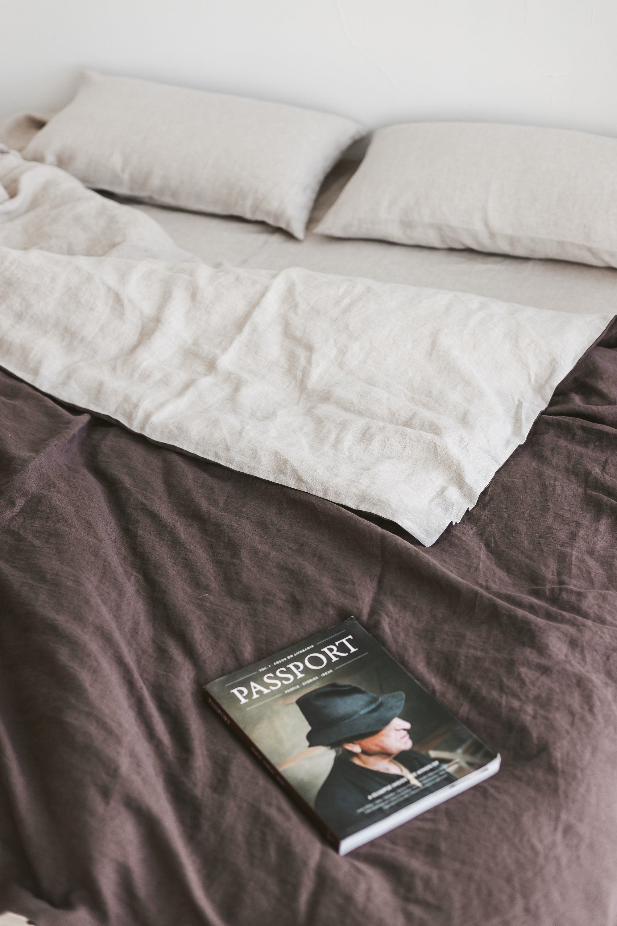 Set Of Two Sided Linen Duvet Cover And 2 Pillowcases