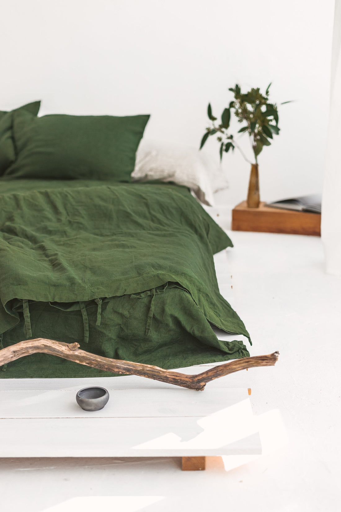 Set Of Dark Green Linen Duvet Cover And 2 Pillowcases