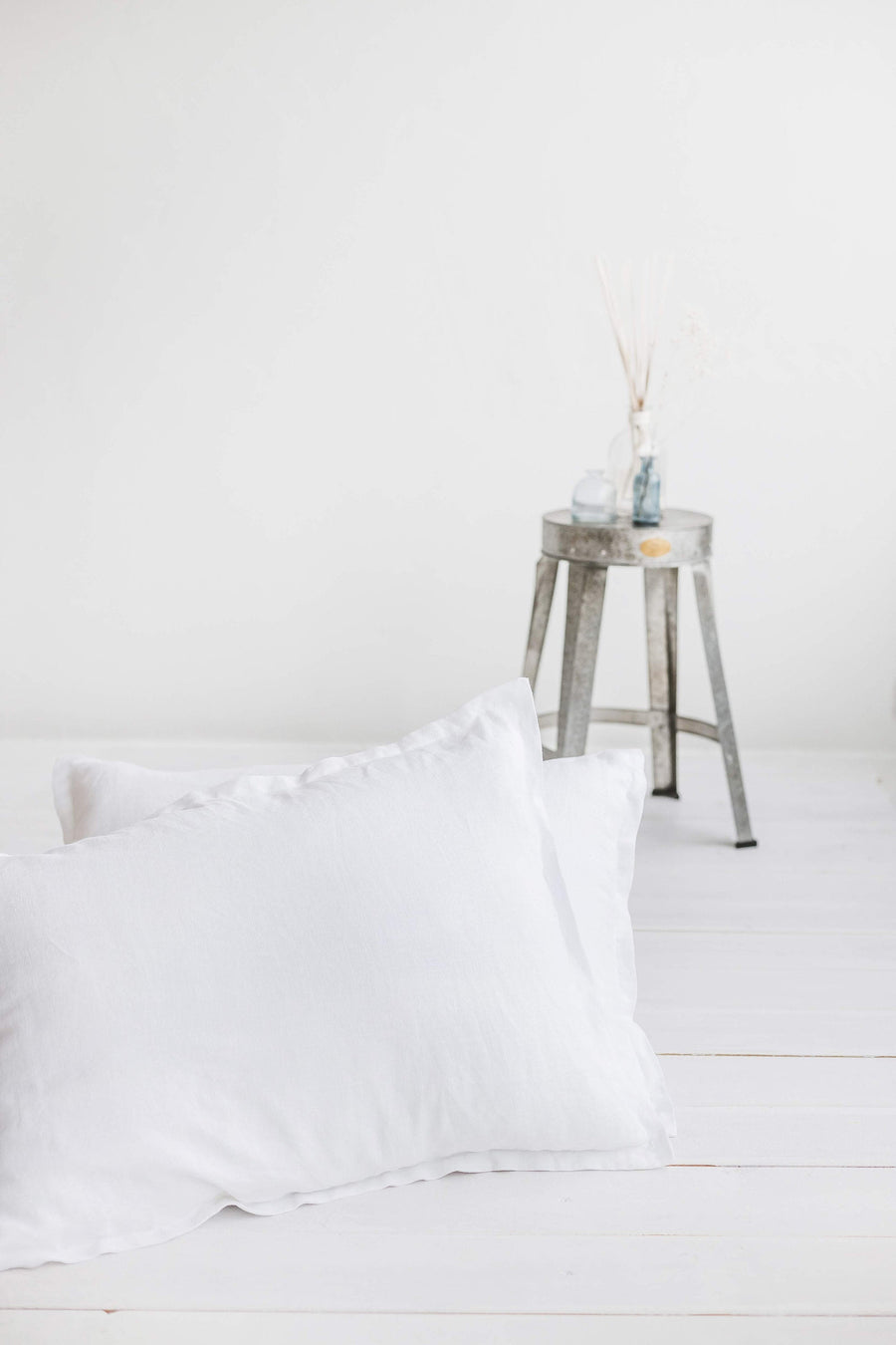 Amber Flanged Linen Pillow Case
