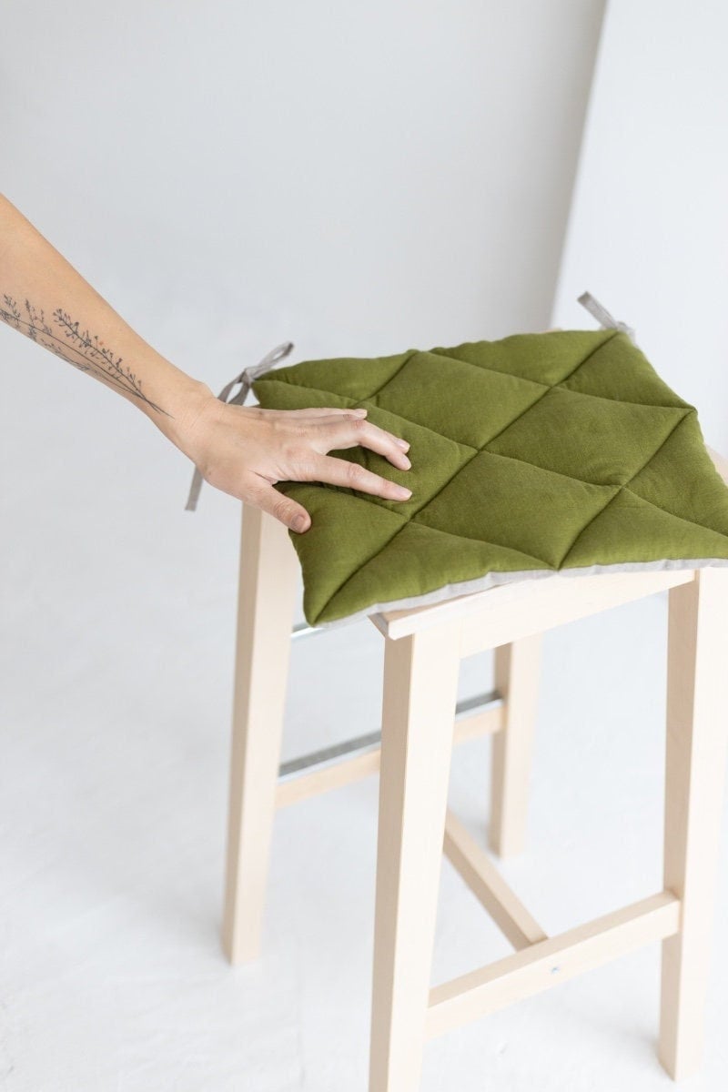 Moss green and Natural Linen Seat Pad